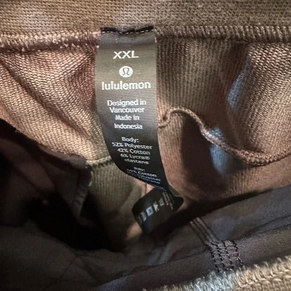 Lululemon men’s XXL joggers - Picture 5 of 6